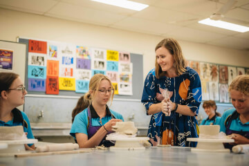 <b>MacKillop College</b>